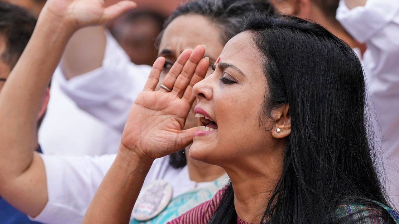 Mahua Moitra: সম্ভব নয়..., মহুয়ার আর্জি শুনল না হাইকোর্ট, বাড়ল অস্বস্তি