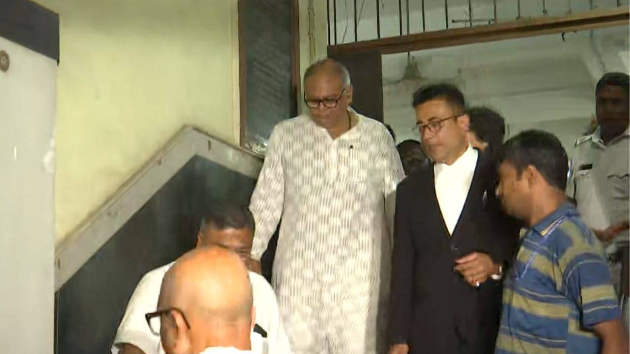 Chandranath Sinha: বড় স্বস্তি মন্ত্রী চন্দ্রনাথের, শত চেষ্টার পরও হাতে পেল না ইডি