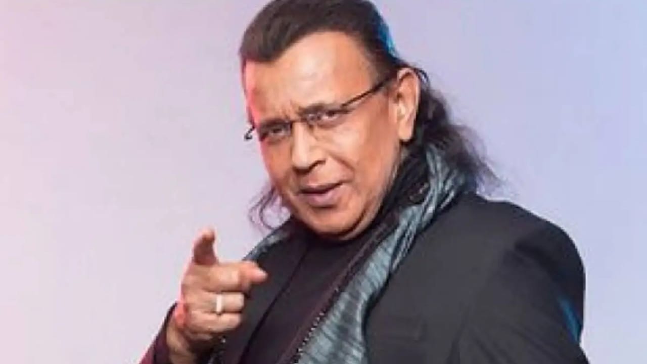 ৬৫ ছবির শুটিং একসঙ্গে সেরেছেন মিঠুন! অভিনয় জীবন নিয়ে কোন তথ্য ফাঁস করলেন মহাগুরু? ৬৫ ছবির শুটিং একসঙ্গে সেরেছেন মিঠুন! অভিনয় জীবন নিয়ে কোন তথ্য ফাঁস করলেন মহাগুরু?