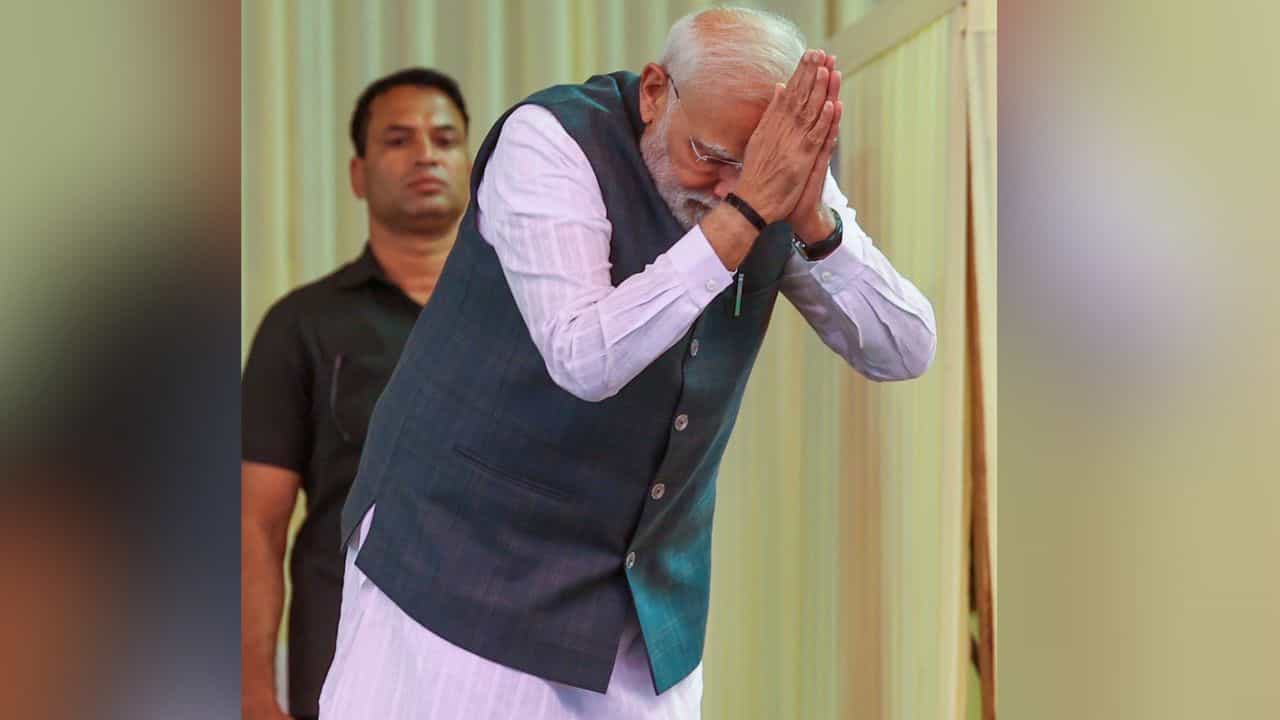 PM Modi: কারও কাছে 'দ্য বস', কারও 'বন্ধু', ৭৫তম জন্মদিনের আগে মোদীকে নিয়ে কী বলছেন বিশ্বের রাষ্ট্রনেতারা? PM Modi: কারও কাছে 'দ্য বস', কারও 'বন্ধু', ৭৫তম জন্মদিনের আগে মোদীকে নিয়ে কী বলছেন বিশ্বের রাষ্ট্রনেতারা?