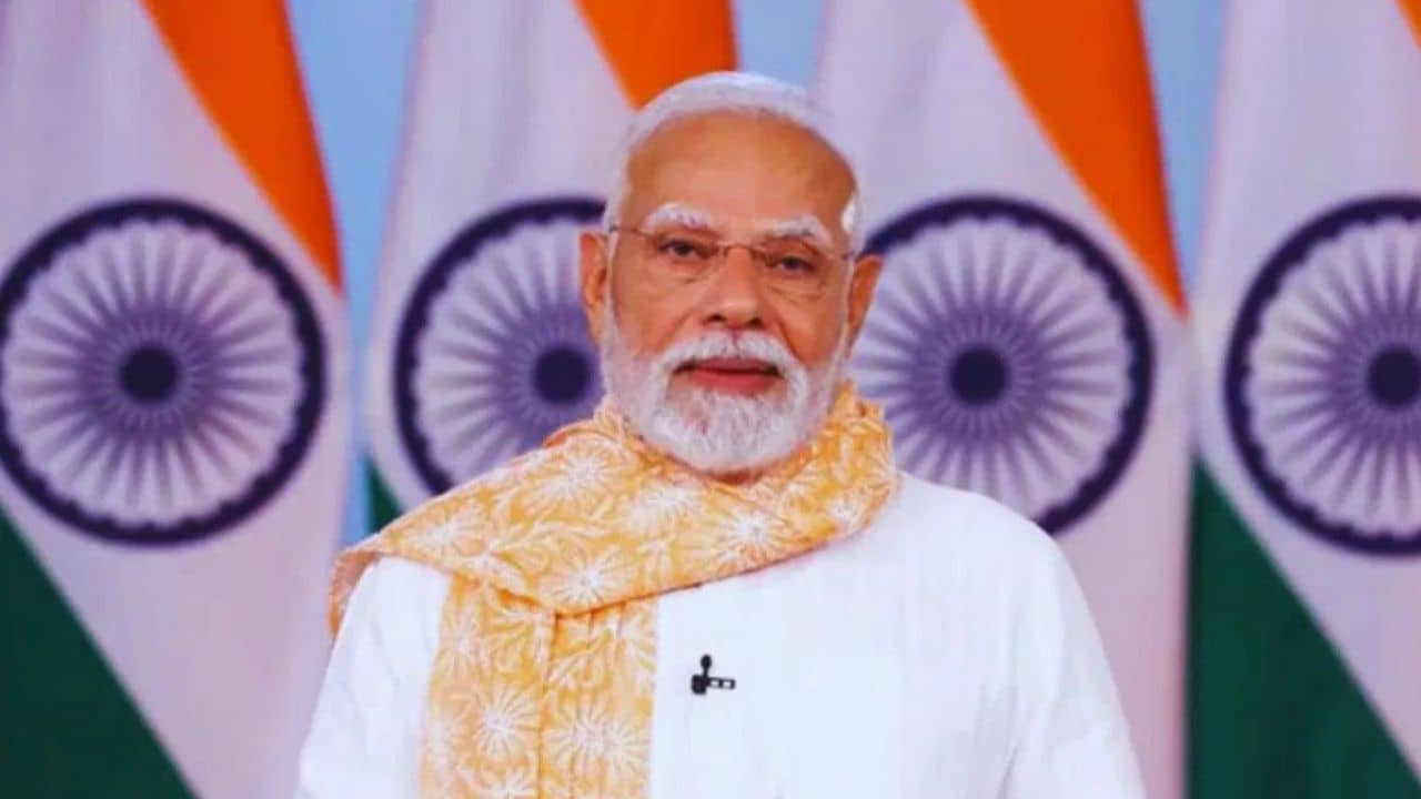 PM Modi: আমার প্রয়াত মাকে নিয়েও কুকথা বলা হল, যন্ত্রণা-র কথা বললেন মোদী