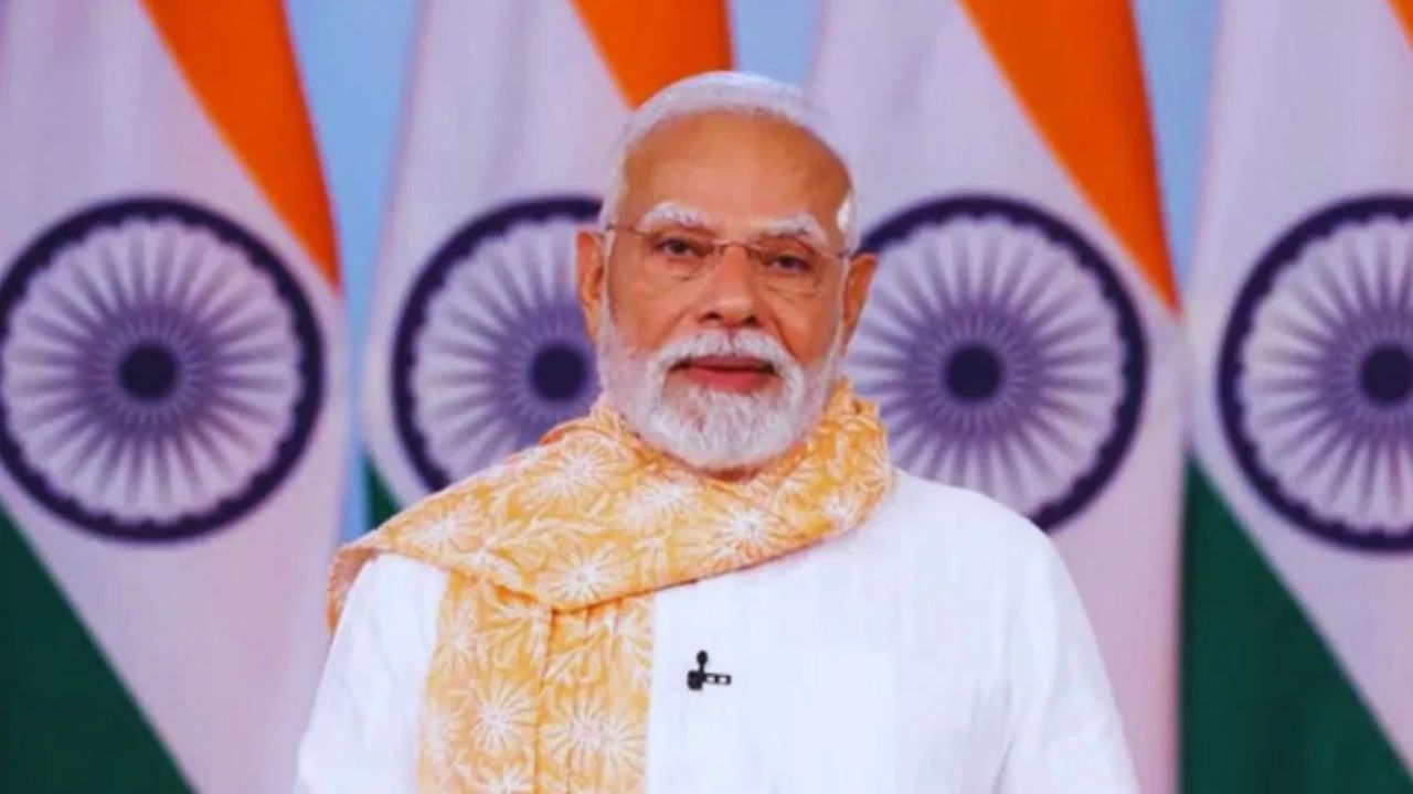 PM Modi: 'আমার প্রয়াত মাকে নিয়েও কুকথা বলা হল', 'যন্ত্রণা'-র কথা বললেন মোদী PM Modi: 'আমার প্রয়াত মাকে নিয়েও কুকথা বলা হল', 'যন্ত্রণা'-র কথা বললেন মোদী