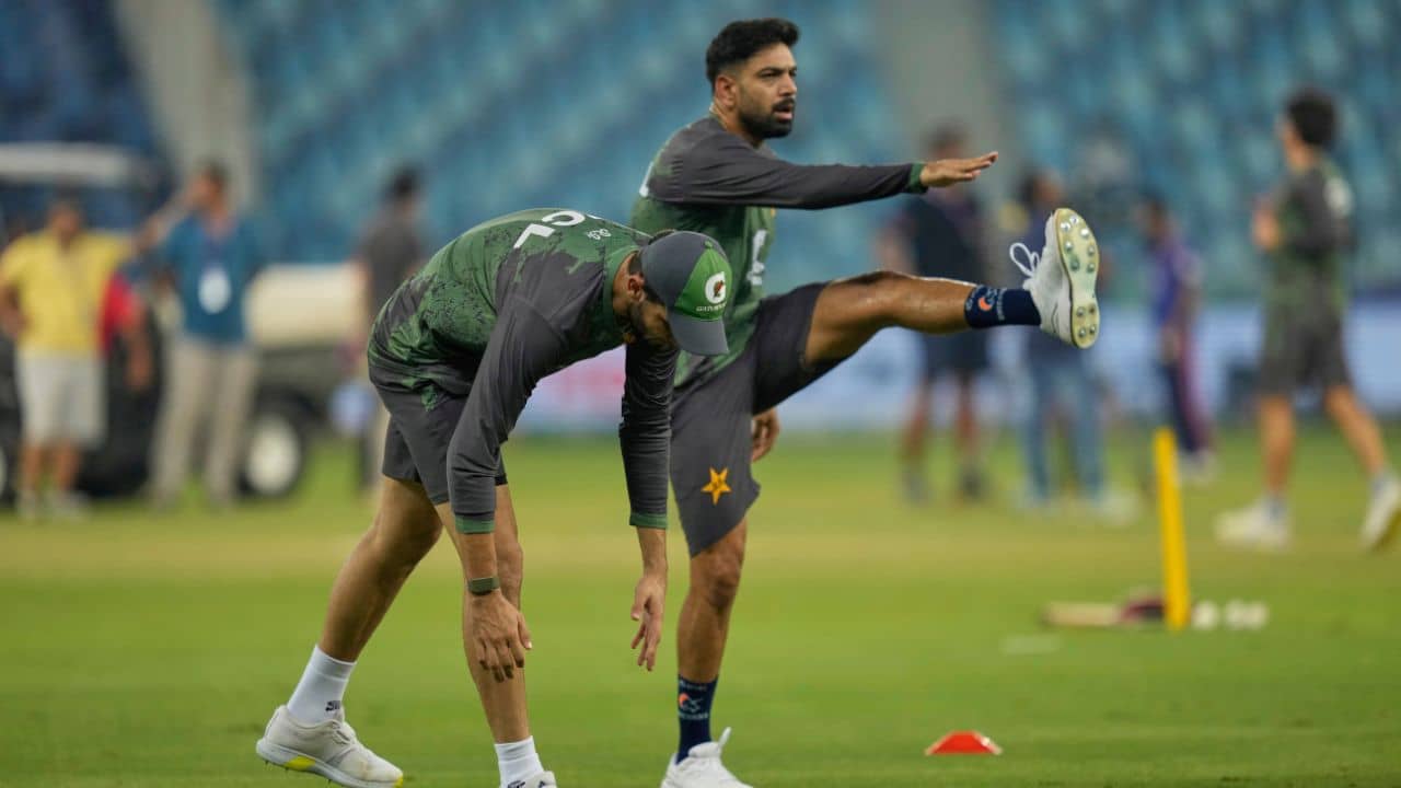 Pakistan Cricket Team: ভারতের বিরুদ্ধে নামার আগে মনোবিদের ক্লাসে পাকিস্তান!