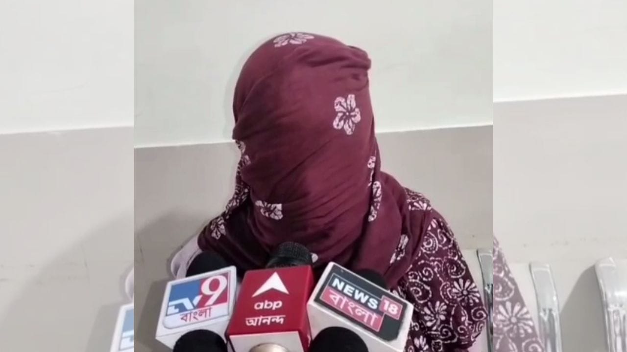 Panskura Super Speciality Hospital: সরকারি হাসপাতালের ভিতরে আবার ধর্ষণের অভিযোগ, নির্যাতিতা ওয়ার্ড-গার্ল বললেন, 'নিচের রুমে ডেকে খারাপ কাজ করত' Panskura Super Speciality Hospital: সরকারি হাসপাতালের ভিতরে আবার ধর্ষণের অভিযোগ, নির্যাতিতা ওয়ার্ড-গার্ল বললেন, 'নিচের রুমে ডেকে খারাপ কাজ করত'