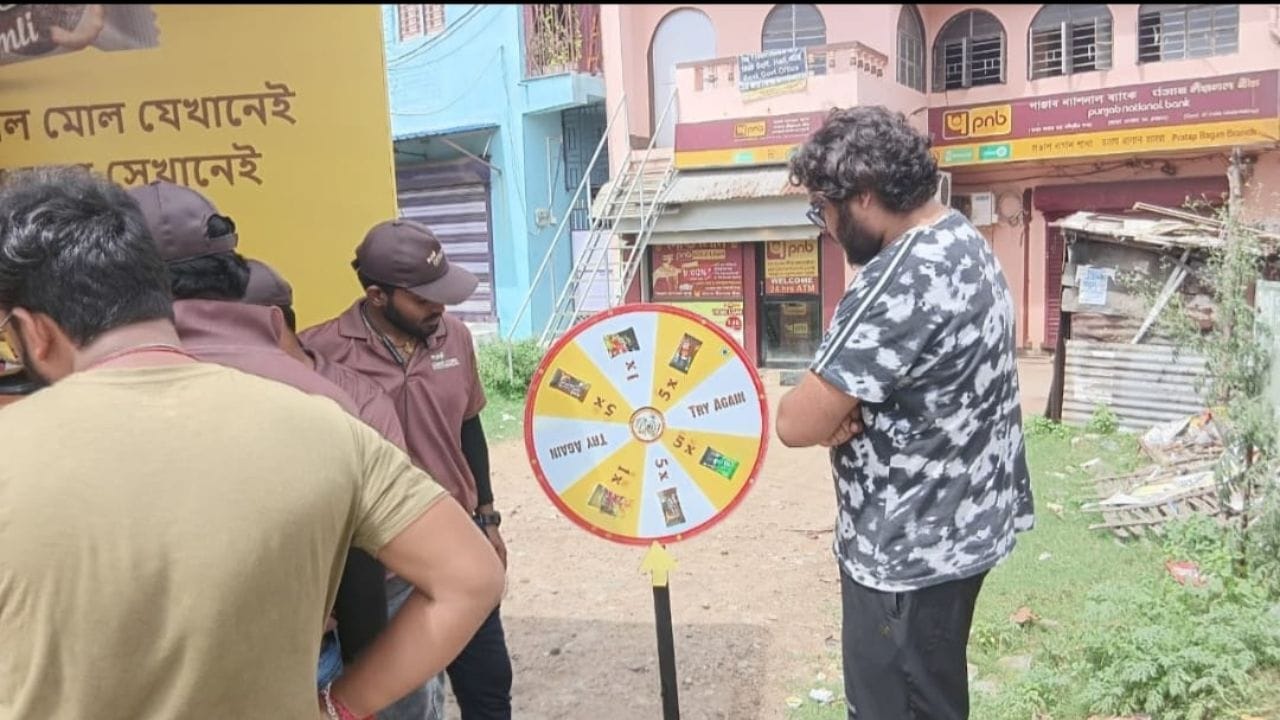 তবে এই আনন্দ যে শুধু বাঁকুড়াবাসীর জন্যই সীমিত থাকছে এমনটা একেবারেই নয়। বাঁকুড়ার পাশাপাশি, বহরমপুরেও দেখা মিলবে পুজোয় পালস-র ক্যান্টারের।