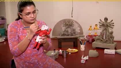 ছোট ঠাকুর গড়াতে দক্ষ বিউটি চান বড় কিছু কর...