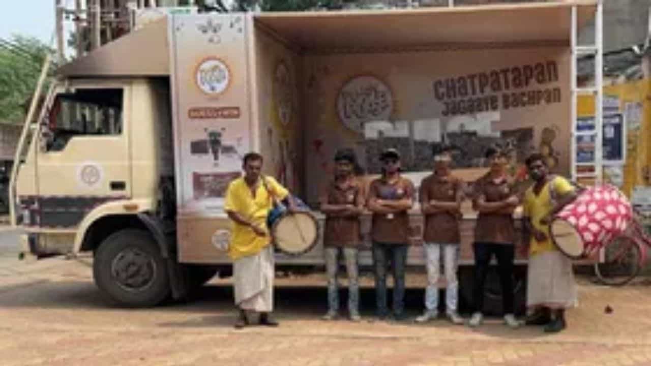Pujoy Pulse 2025: পুজোয় পালসের নতুন স্বাদ পেতে চান? ছুটে চলে যান বর্ধমান ও মালদহে Pujoy Pulse 2025: পুজোয় পালসের নতুন স্বাদ পেতে চান? ছুটে চলে যান বর্ধমান ও মালদহে