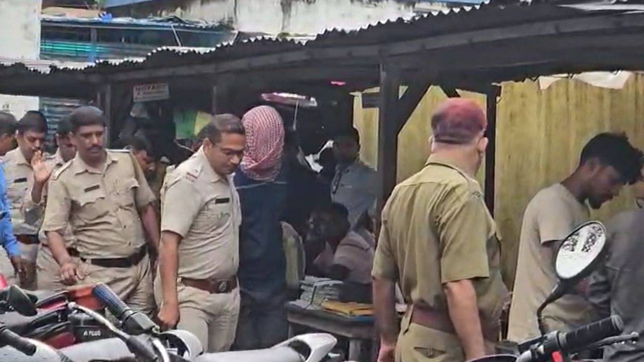 Birbhum: ধর্ষণ করে খুন, রামপুরহাটে ছাত্রীকে টুকরো টুকরো করার ঘটনায় ১০ দিনে জমা পড়ল চার্জশিট