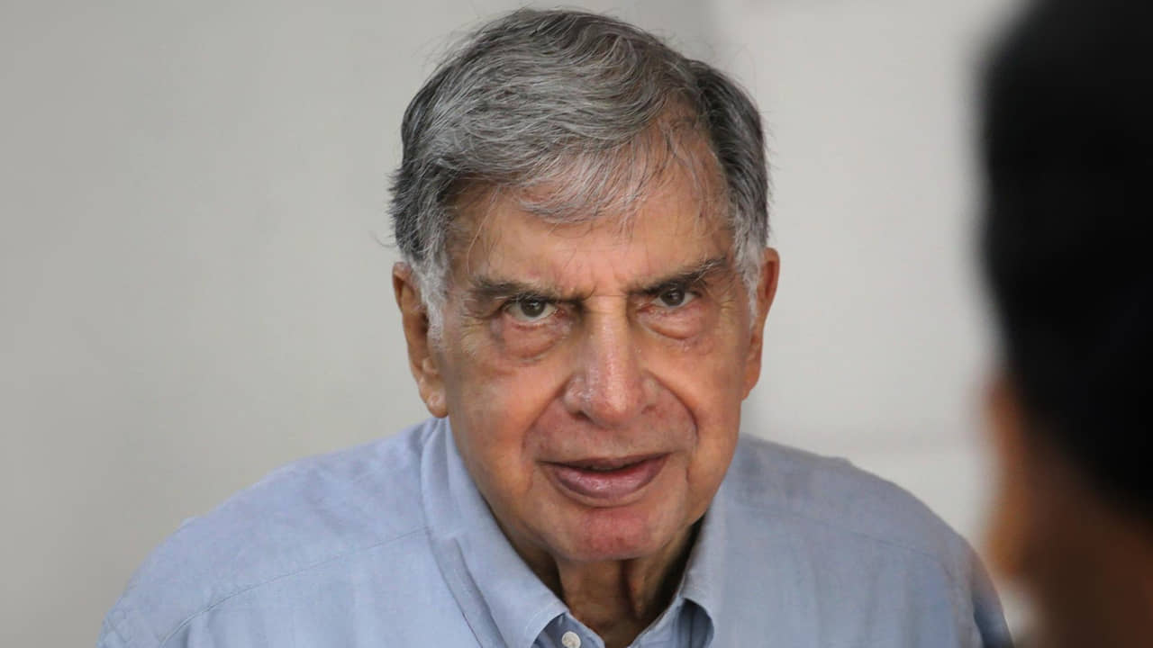 Ratan Tata: ইংল্যান্ডের রাজার আমন্ত্রণেও বাকিংহাম প্যালেসে আসেননি রতন টাটা! কেন জানেন?