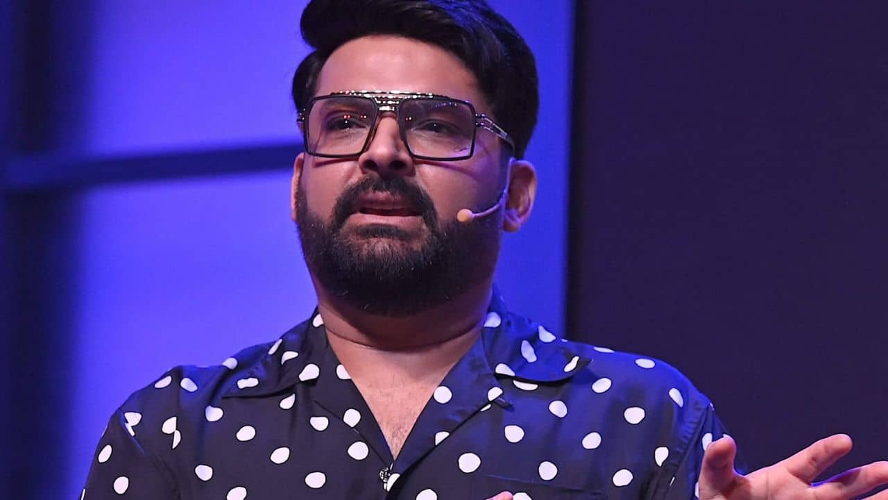 বোম্বে নয়, মুম্বই বলুন, কপিল শর্মাকে সাবধান করে দিলেন কে?