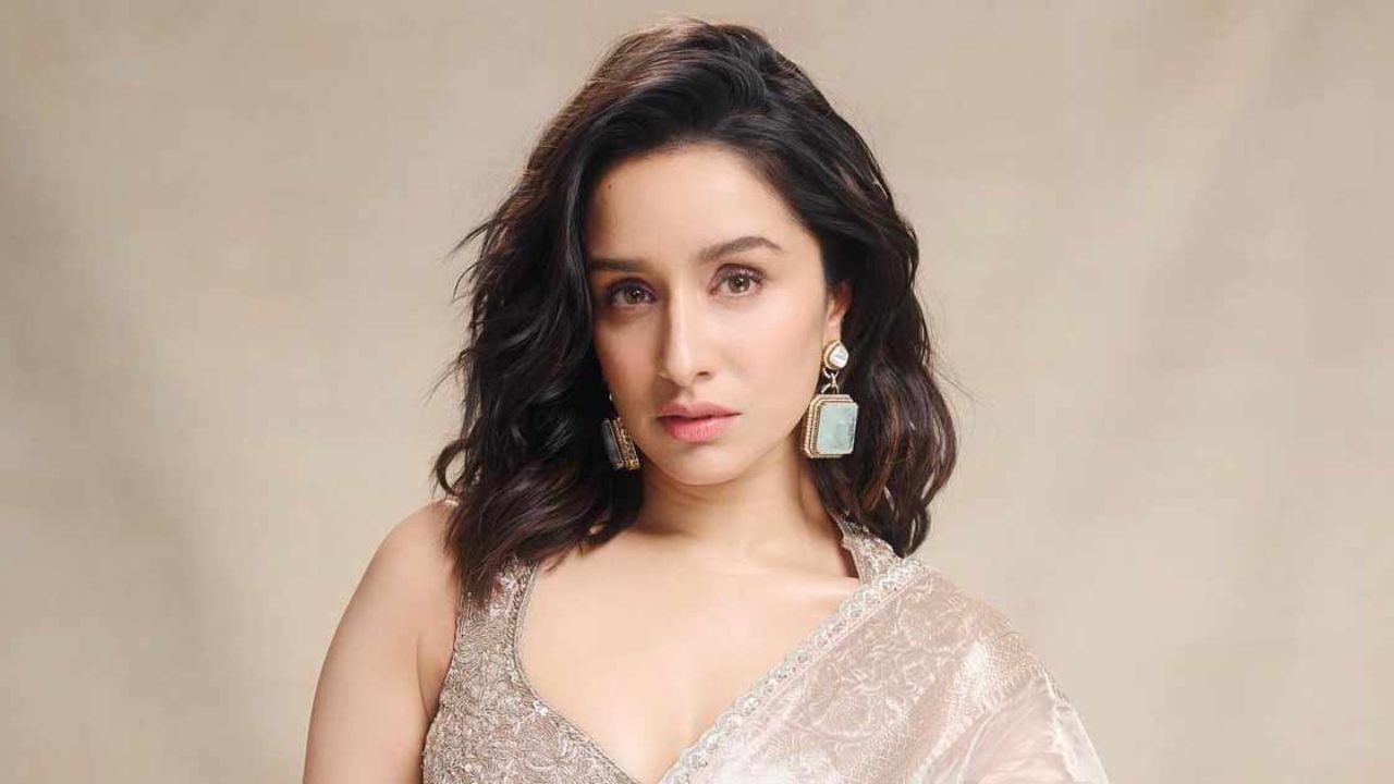 অবশেষে ছাদনাতলায় যাচ্ছেন শ্রদ্ধা কাপুর! পাত্র কে? বিয়ে কবে?