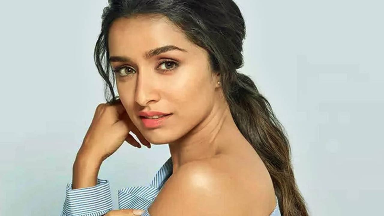 Shraddha Kapoor: অবশেষে প্রেমিকের সঙ্গে পরিচয় করালেন শ্রদ্ধা, জানেন কে? Shraddha Kapoor: অবশেষে প্রেমিকের সঙ্গে পরিচয় করালেন শ্রদ্ধা, জানেন কে?