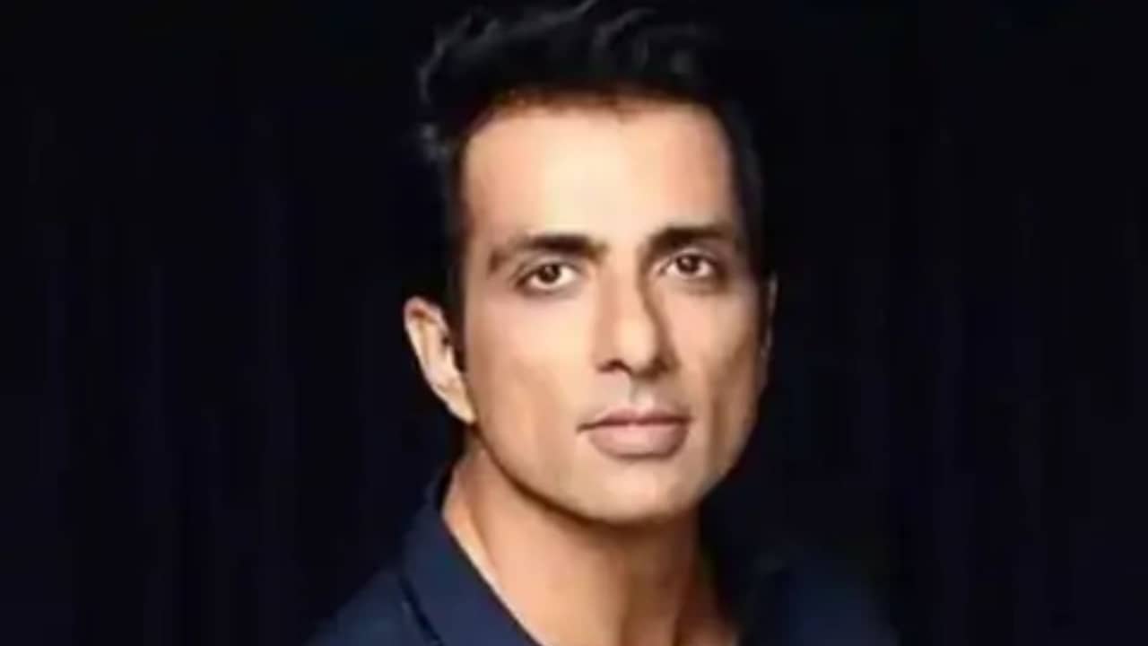 অঙ্কুশ, মিমির পর এবার ইডির সমন সোনু সুদকে