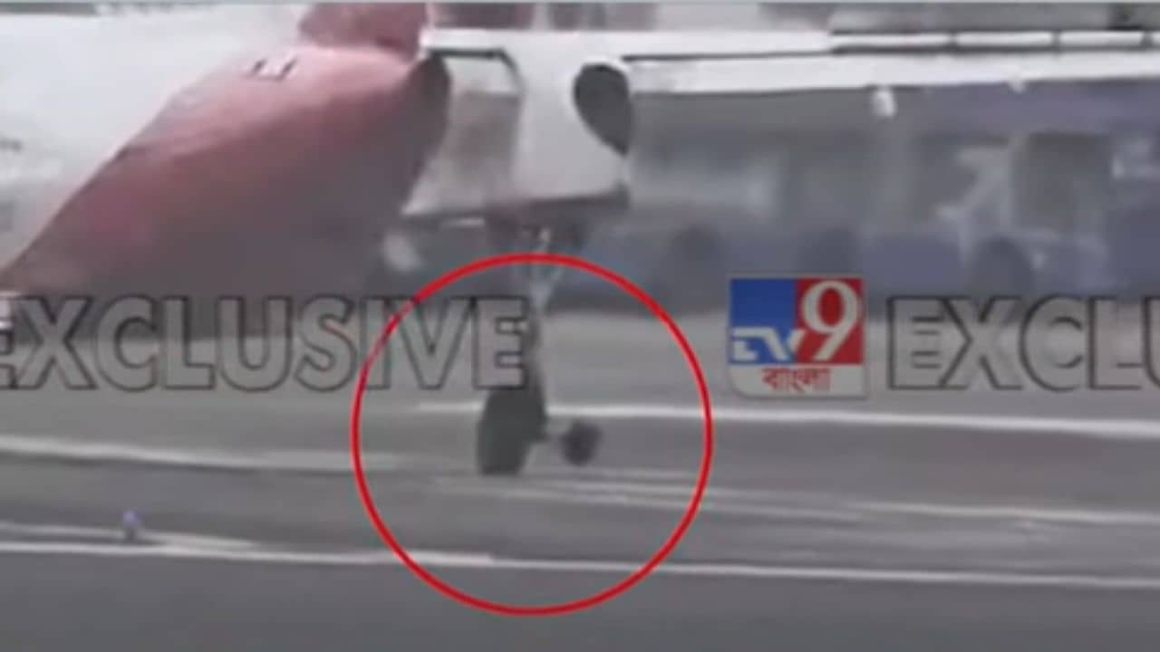 Mumbai Airport: ওড়ার সময়ে খুলে যায় স্পাইসজেট বিমানের চাকা, মুম্বই বিমানবন্দরে বড় ঘটনা