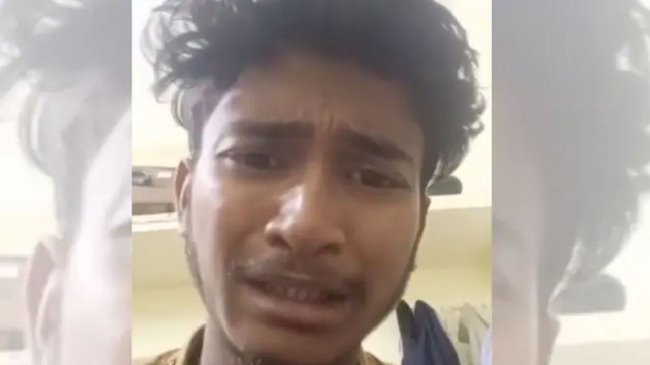 সিনিয়রদের মদের বিলের ১০ হাজার টাকা দিচ্ছিল! রুমে ফিরে বলেছিল 'প্লিজ বাঁচাও', তারপরই... সিনিয়রদের মদের বিলের ১০ হাজার টাকা দিচ্ছিল! রুমে ফিরে বলেছিল 'প্লিজ বাঁচাও', তারপরই...