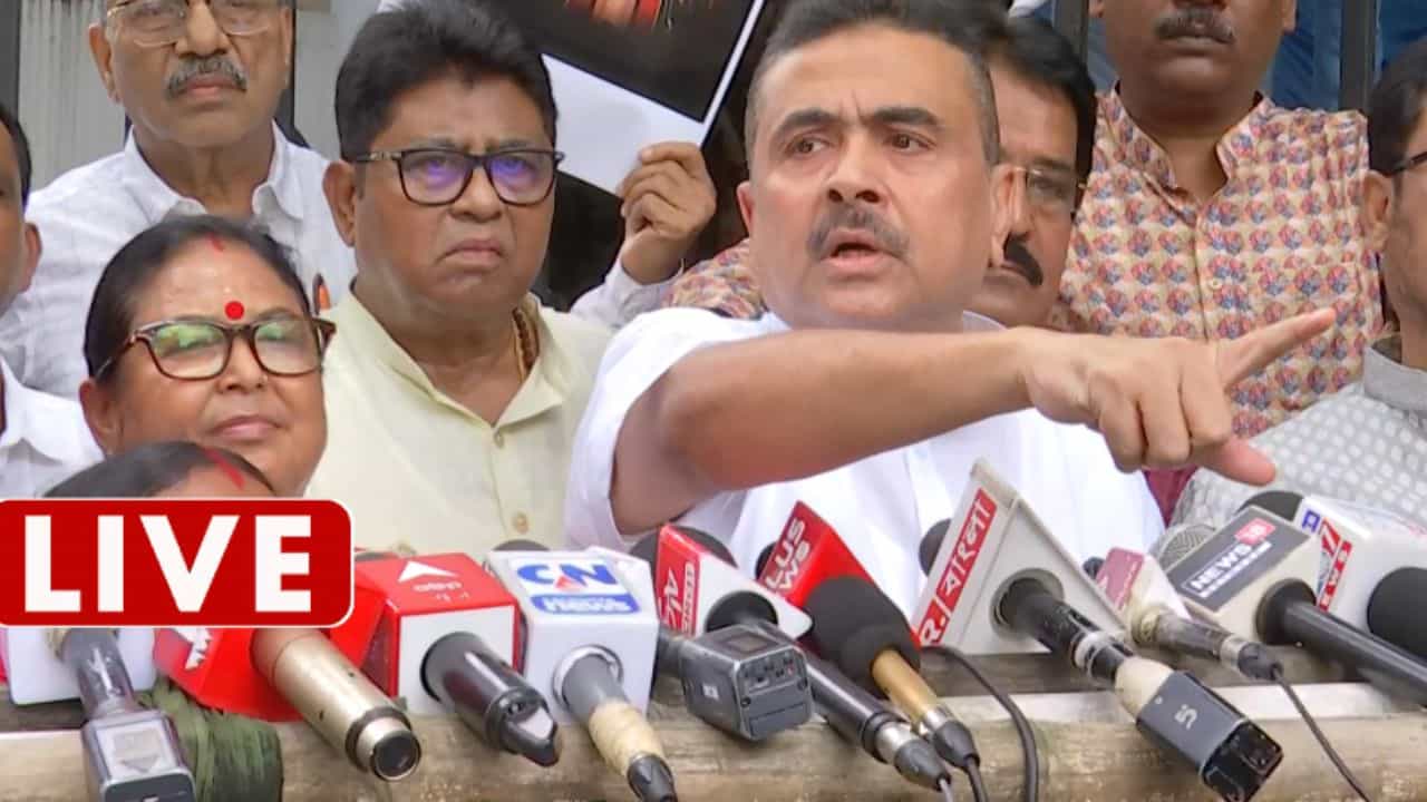 Suvendu Adhikari: 'বাংলাদেশি সংখ্যালঘুদের স্থান নেই, তাঁরা অনুপ্রবেশকারী', আবারও CAA-এর তালিকা স্পষ্ট করলেন শুভেন্দু Suvendu Adhikari: 'বাংলাদেশি সংখ্যালঘুদের স্থান নেই, তাঁরা অনুপ্রবেশকারী', আবারও CAA-এর তালিকা স্পষ্ট করলেন শুভেন্দু