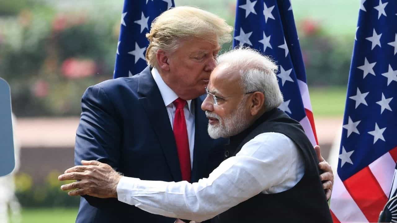 Donald Trump: মন কষাকষি শেষ, নভেম্বরেই ভারতে আসতে পারেন ট্রাম্প, বাণিজ্য চুক্তিও হয়ে গেল? Donald Trump: মন কষাকষি শেষ, নভেম্বরেই ভারতে আসতে পারেন ট্রাম্প, বাণিজ্য চুক্তিও হয়ে গেল?