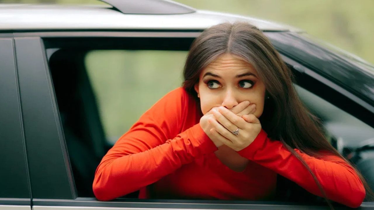 Motion Sickness: ভিড়ে গাড়িতে চড়লেই বমি পায়? কোন উপায়ে এই সমস্যা থেকে পাবেন মুক্তি? Motion Sickness: ভিড়ে গাড়িতে চড়লেই বমি পায়? কোন উপায়ে এই সমস্যা থেকে পাবেন মুক্তি?
