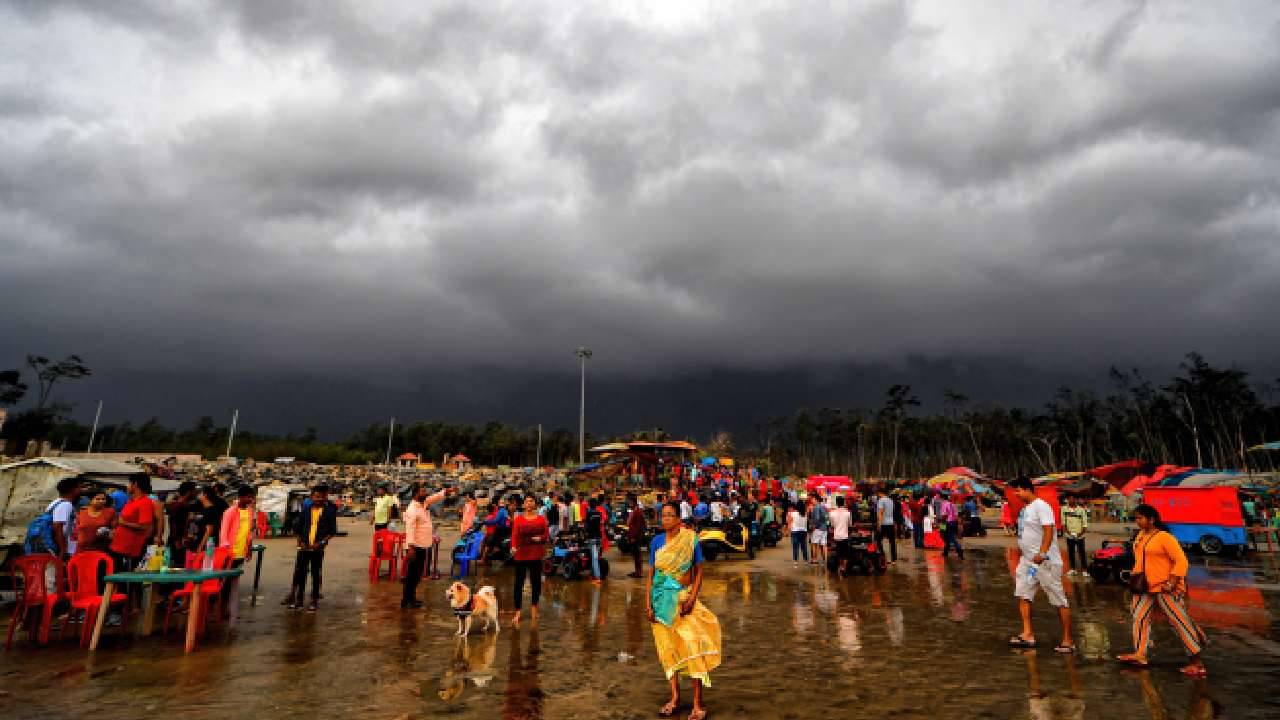 West Bengal Weather Forecast: বঙ্গোপসাগরের ঘূর্ণাবর্ত নিম্নচাপে পরিণত, পুজোয় বৃষ্টির দাপট