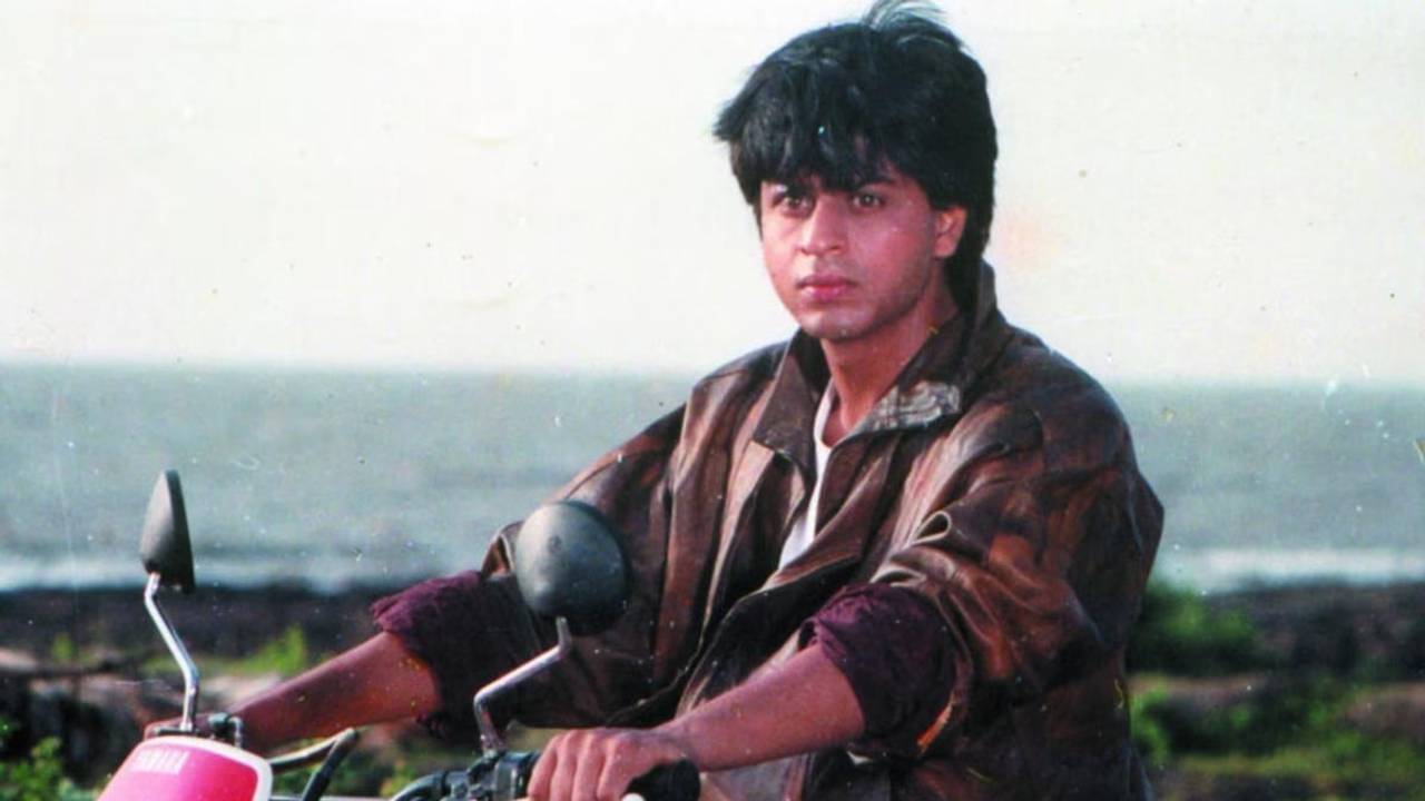 সিরিয়াল নয়, আমি সিনেমা করব, ৩ ঘণ্টা অপেক্ষার পর এ কী বললেন শাহরুখ