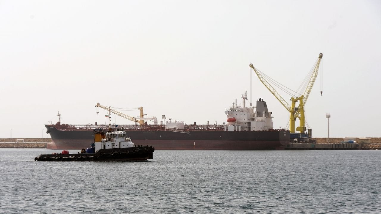 Chabahar Port: ভারতের 'ভরসা' চাবাহার, ইরানের এই বন্দরেও কোপ ট্রাম্পের! কতটা ক্ষতি হবে বাণিজ্যে? Chabahar Port: ভারতের 'ভরসা' চাবাহার, ইরানের এই বন্দরেও কোপ ট্রাম্পের! কতটা ক্ষতি হবে বাণিজ্যে?