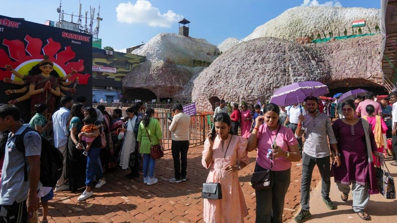 Durga Puja Weather Update: বর্ষাসুর কি বধ হয়ে গেল? সপ্তমী, অষ্টমীতে কেমন থাকবে আবহাওয়া, জানিয়ে দিল হাওয়া অফিস
