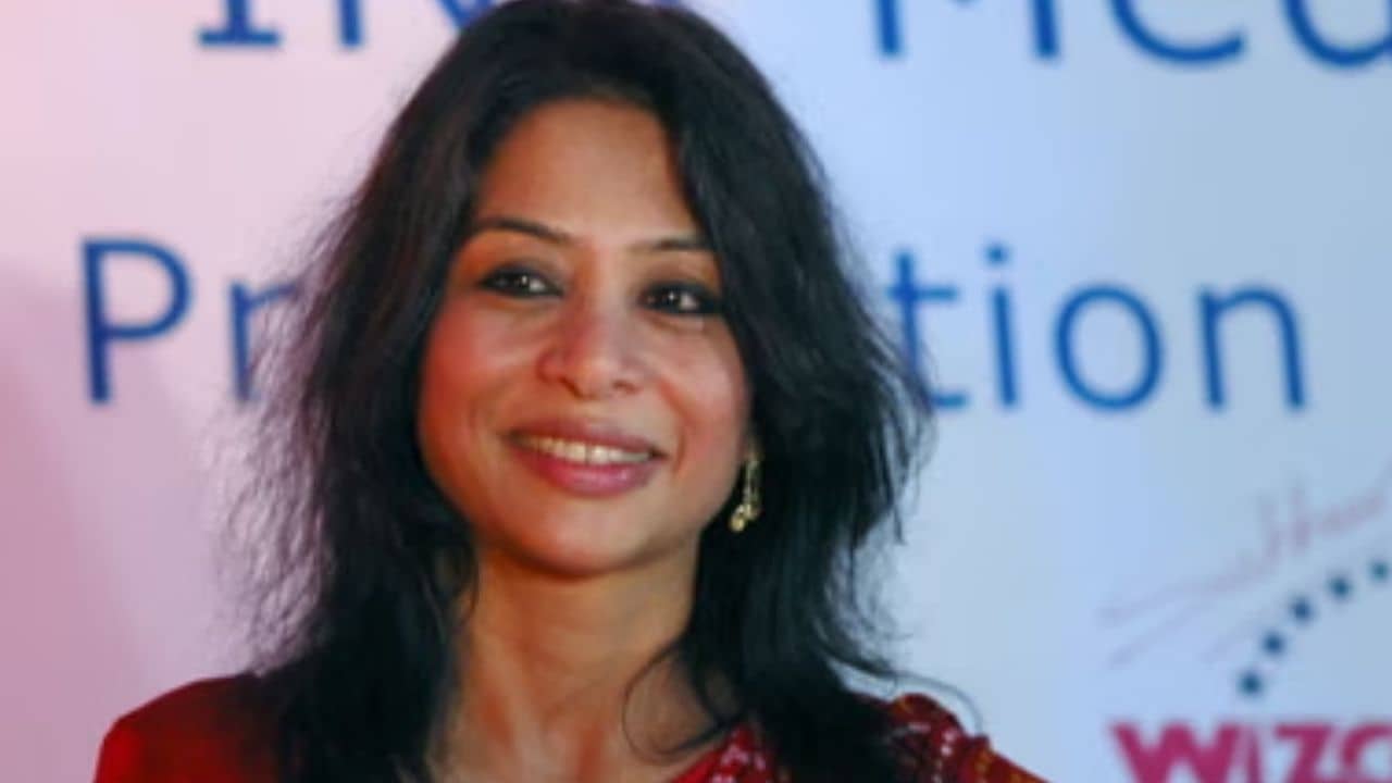 Indrani Mukerjea: নিঃস্ব হয়ে গিয়েছেন ইন্দ্রাণী মুখোপাধ্যায়, কে লুটে নিল ৭ কোটি টাকা ও সোনাদানা?