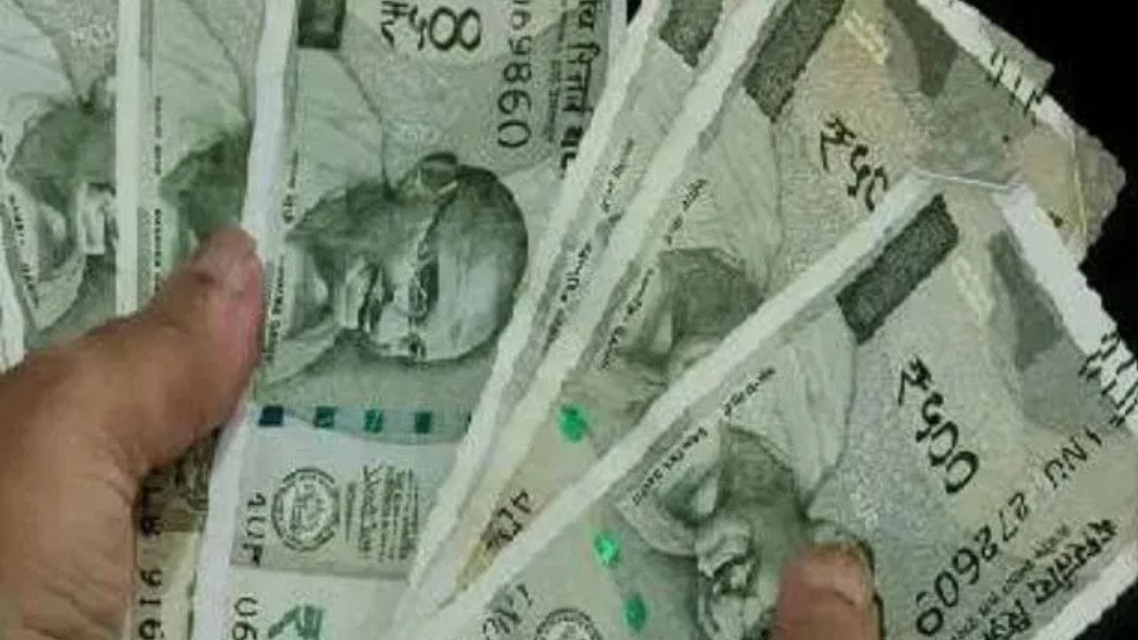 Investment Scheme: জমা টাকা দ্বিগুণ করতে চাইলে এই স্কিমগুলিই সেরা অপশন, পাবেন কর ছাড়ও Investment Scheme: জমা টাকা দ্বিগুণ করতে চাইলে এই স্কিমগুলিই সেরা অপশন, পাবেন কর ছাড়ও