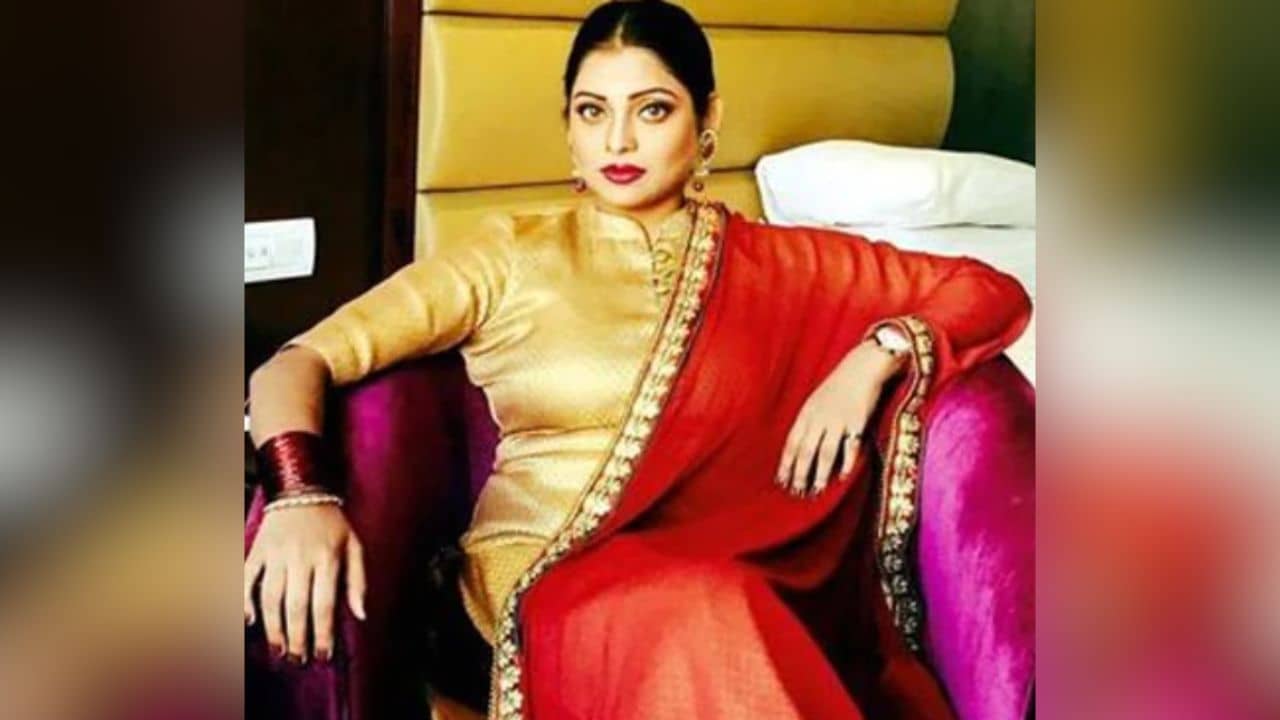 Actress arrested: পোস্তায় মহিলার ব্যাগ থেকে সোনার গয়না চুরি, গ্রেফতার টেলিভিশন অভিনেত্রী