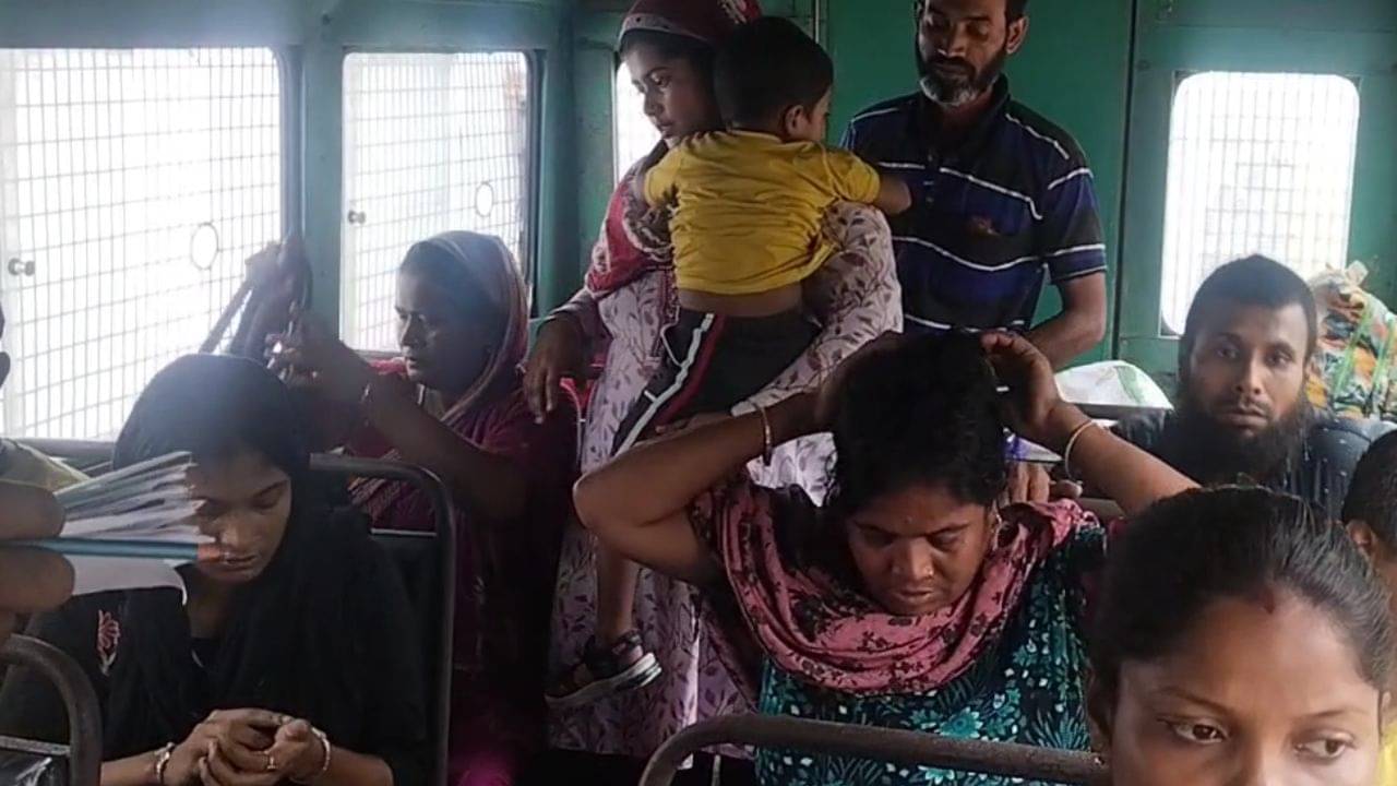 Bangladeshi nationals: চোরাপথে বাংলাদেশে পালানোর চেষ্টা, সীমান্তে ধৃত ১১ বাংলাদেশি