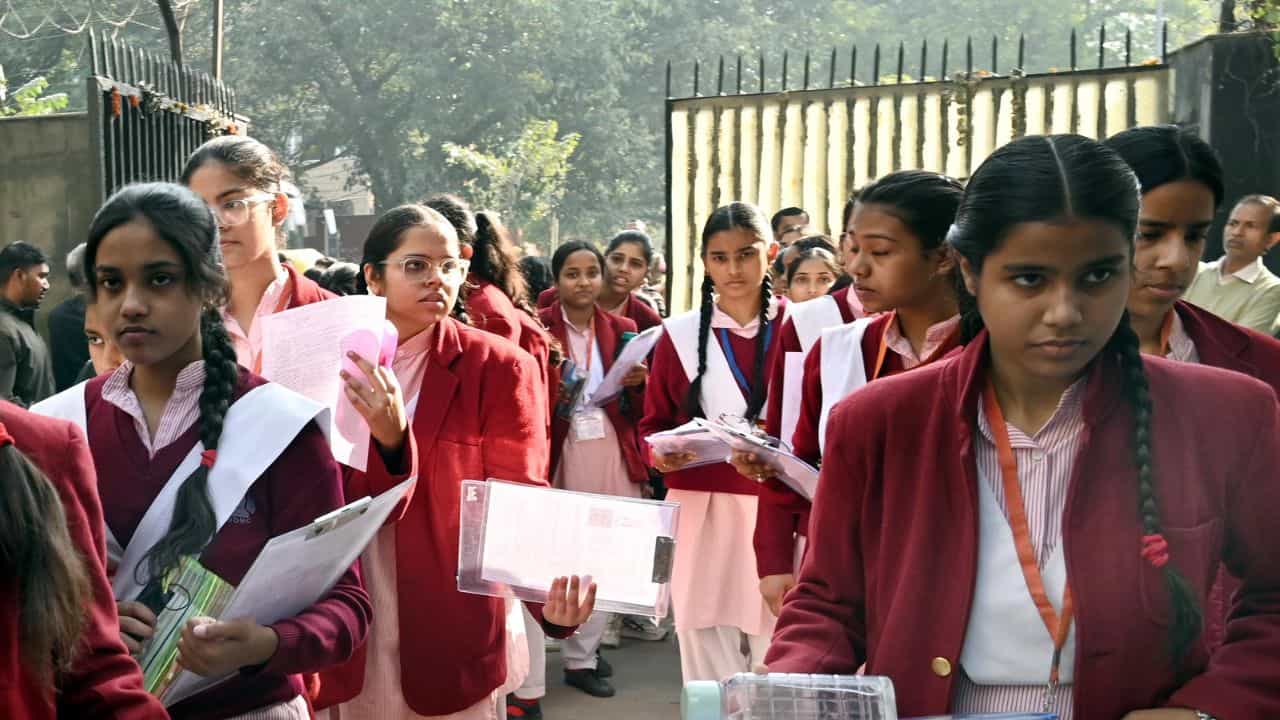 West Bengal HS Result 2025: বাংলার সেরা প্রথম দশ, কারা হলেন? রইল পূর্ণাঙ্গ তালিকা West Bengal HS Result 2025: বাংলার সেরা প্রথম দশ, কারা হলেন? রইল পূর্ণাঙ্গ তালিকা
