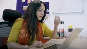 একহাতে সামলান কর্পোরেট নেটওয়ার্ক, দেবলীনা সান্যাল যেন সাক্ষাৎ দুর্গা