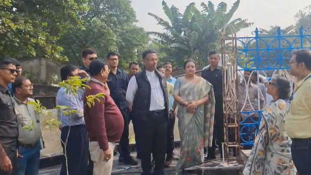 Sirity Shamsan Ghat: বসেছে AC, সঙ্গে আরও অনেক কিছু, এবার শ্মশান দেখলে চিনতেই পারবেন না