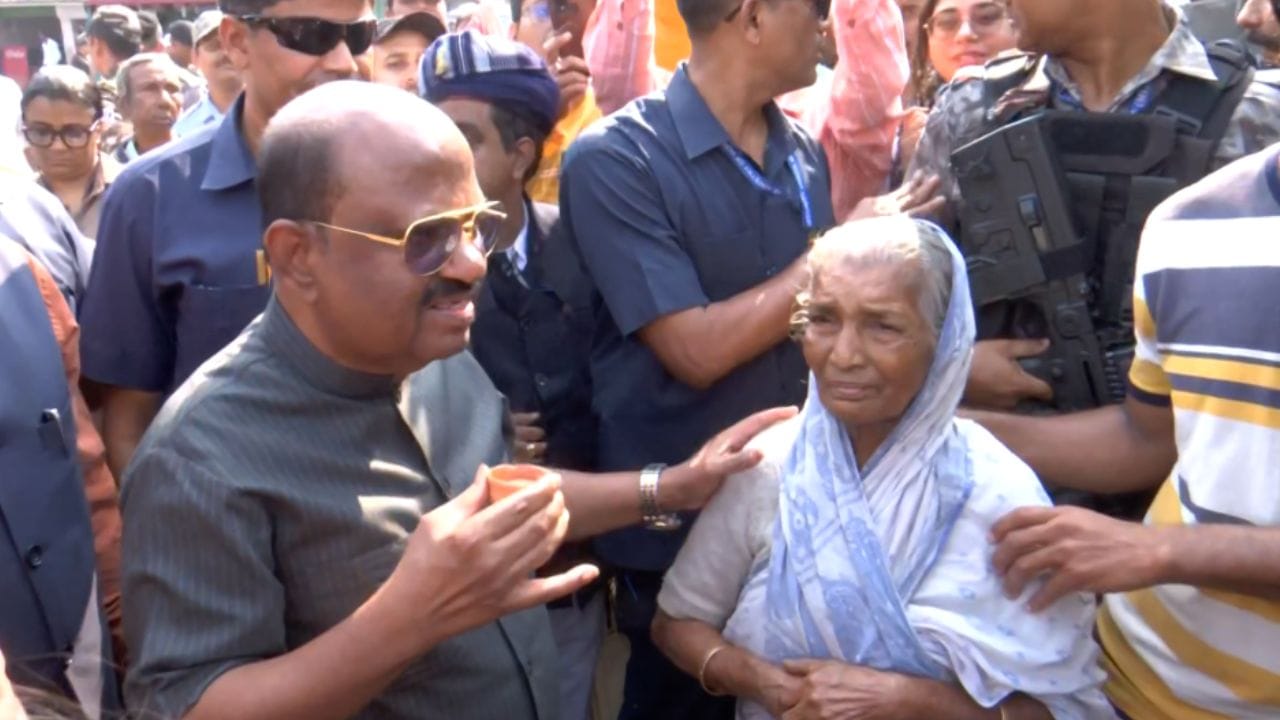 Governor Cv Ananda Bose (5)