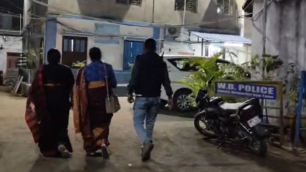 BJP: AI দিয়ে বিজেপি নেতা-নেত্রীদের ছবি বিকৃত করার অভিযোগ, ৫ কোটির মানহানির মামলা BJP: AI দিয়ে বিজেপি নেতা-নেত্রীদের ছবি বিকৃত করার অভিযোগ, ৫ কোটির মানহানির মামলা