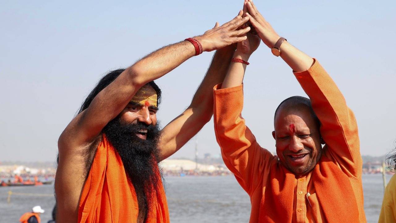 Baba Ramdev: উচ্চ রক্তচাপ কমাতে এই যোগাসনগুলি করতেই হবে, পরামর্শ দিচ্ছেন বাবা রামদেব