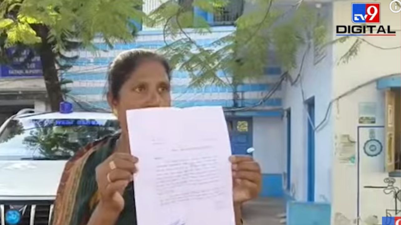 এ কী কাণ্ড! 'ছেলে' আছে অথচ জানেই না 'মা' এ কী কাণ্ড! 'ছেলে' আছে অথচ জানেই না 'মা'