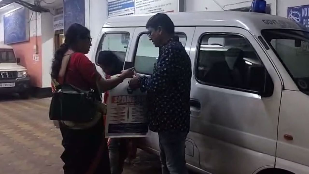 Maheshtala: মহিলা বিজেপি কর্মীকে রাস্তায় ফেলে মার, অভিযুক্ত তৃণমূল কাউন্সিলর