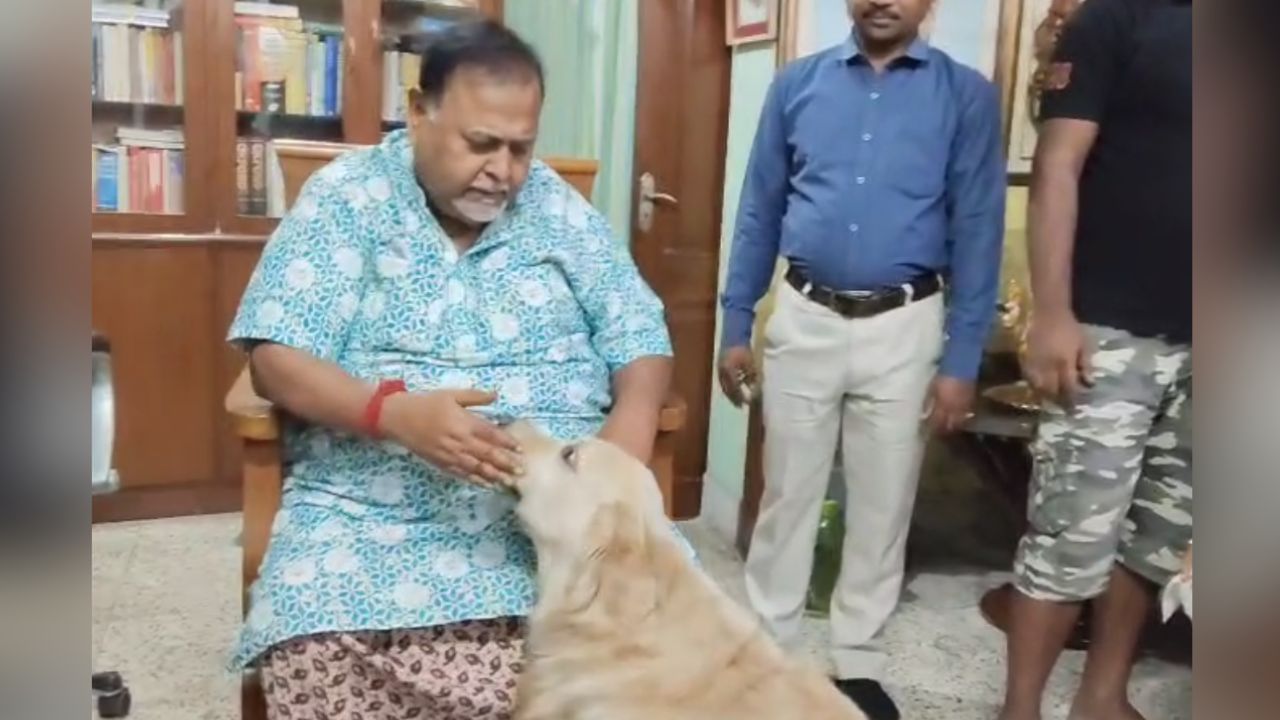 Partha Chatterjee With His Pet Dog (1)
