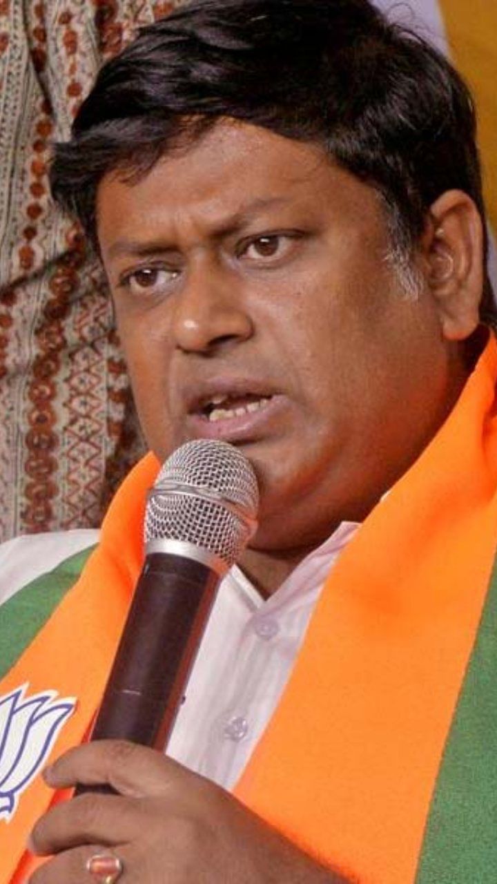 তৃণমূল মেসি চুরির চেষ্টা করেছে: সুকান্ত