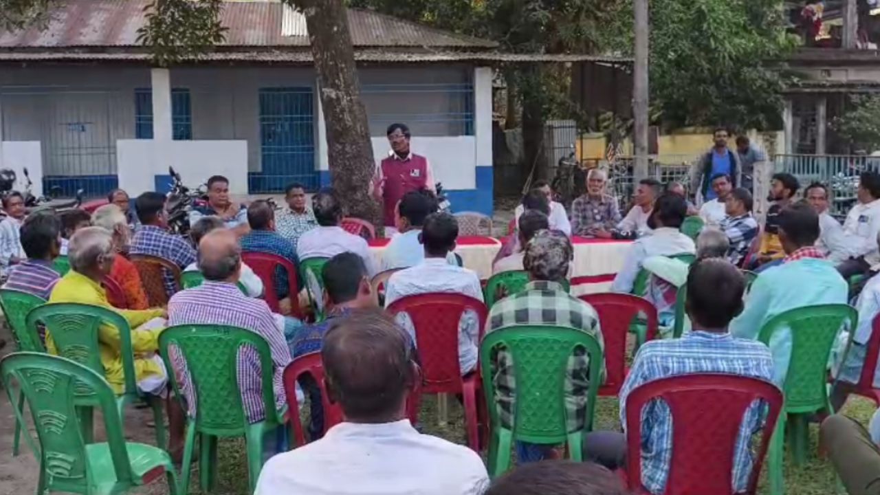Jalpaiguri TMC: CPM থেকে দলবদল করা কর্মীকে কেন পদ দেওয়া হল? তুমুল বিক্ষোভ TMC-র অন্দরে