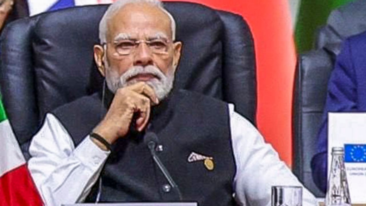 PM Modi in G20: কর্মদক্ষতা বৃদ্ধি থেকে সন্ত্রাস-মোকাবিলা! জি-২০-তে তিন ‘সমাধান সূত্র’ পেশ মোদীর