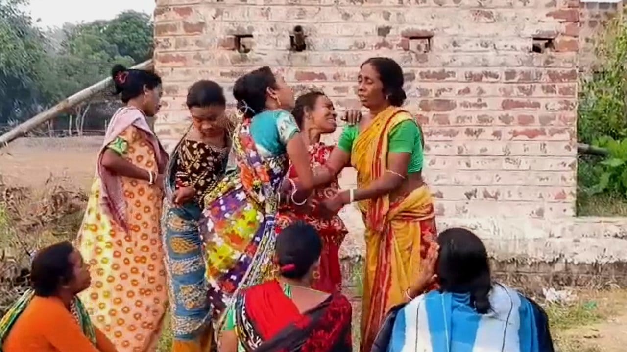 Bankura: খেলতে গিয়ে এই কাণ্ড হবে কে ভেবেছিল! চিরকরে চলে গেল ৩ বছরের ফুটফুটে বাচ্চাটা