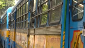 ৭০ লক্ষ টাকার 'হিসাব নেই', মিলছে না কমিশন! বন্ধ পড়ে শহরের এই বাস রুট