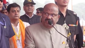 ‘হিন্দি রাষ্ট্রীয় ভাষা, ইংরেজি দাই মা’, বললেন দক্ষিণী আনন্দ