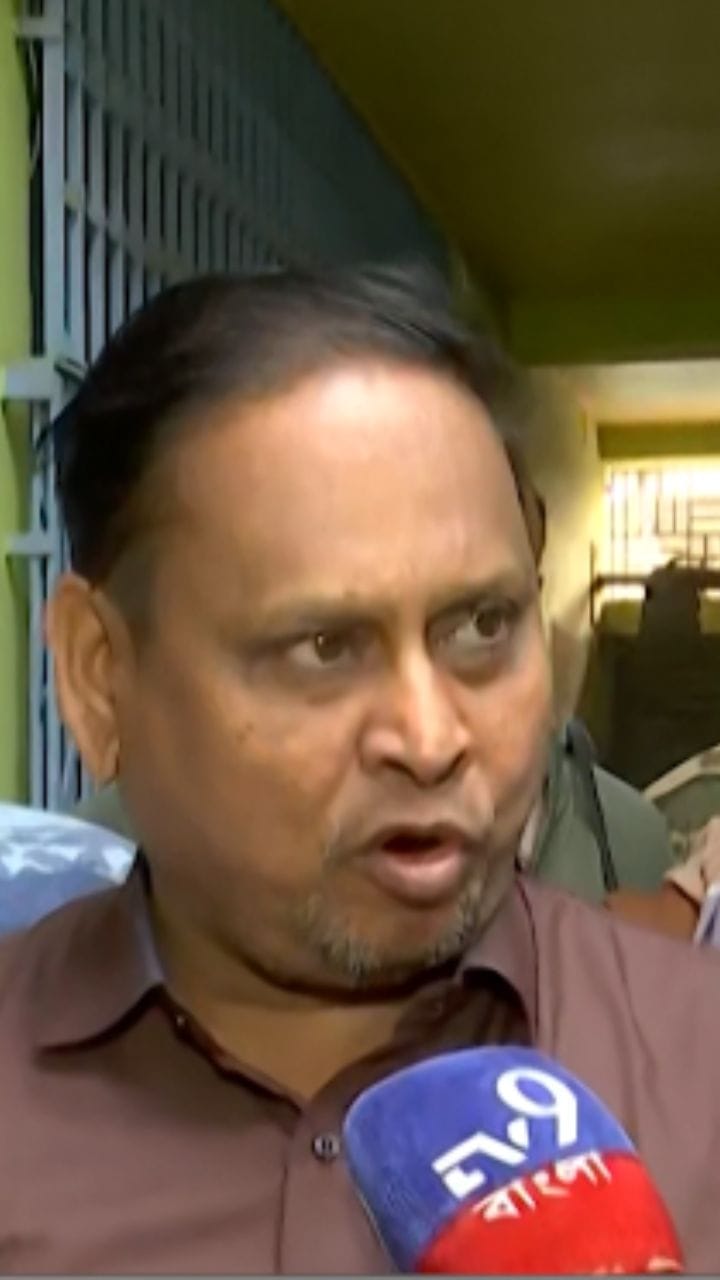 'হুমায়ুন কবীরের মদত ছাড়া বাংলার মুখ্যমন্ত্রী ছাব্বিশের শপথ নিতে পারবে না', বলছেন হুমায়ুনই