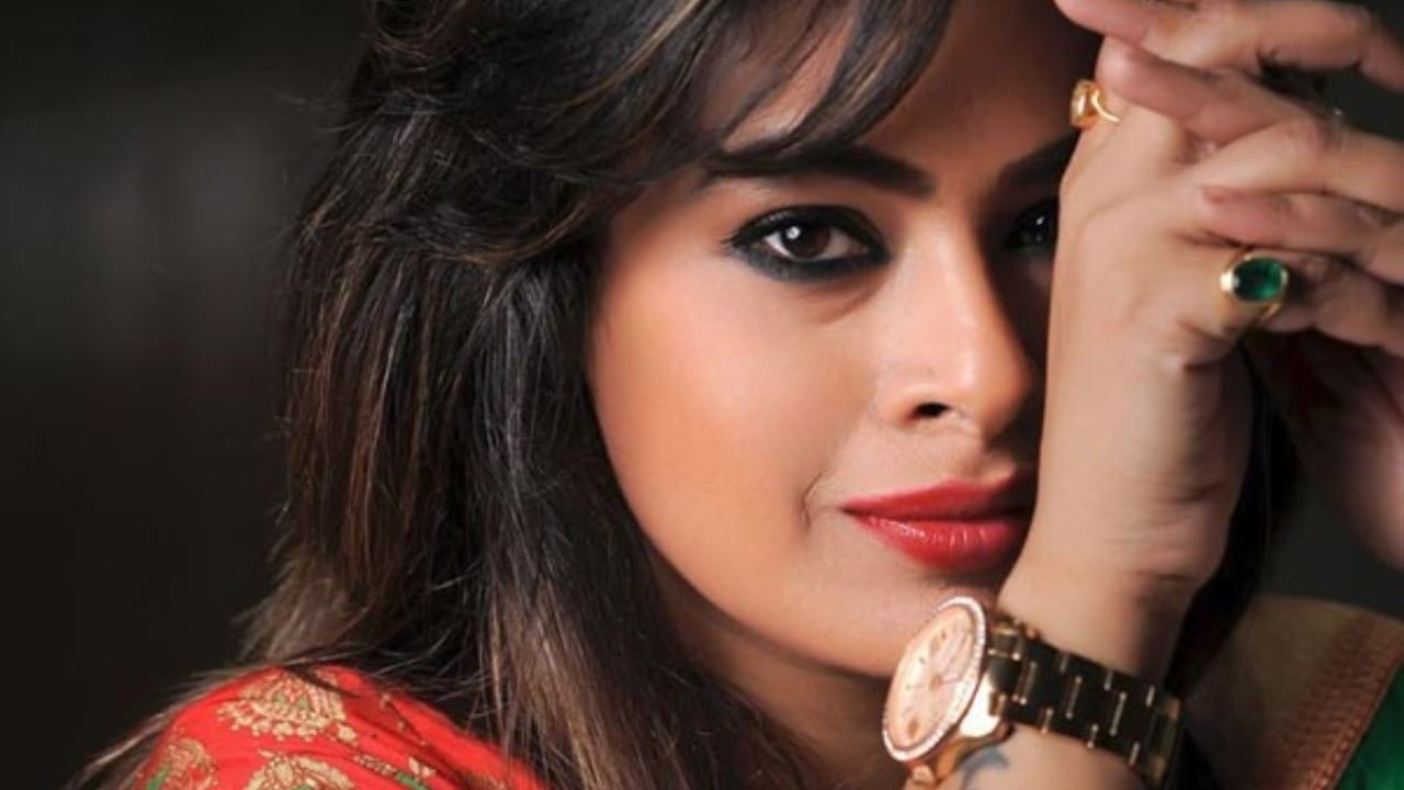 Iman Chakrobarty: 'যাঁরা শিল্প-ভাষা-সংস্কৃতির সম্মান করে না সে জাতির ধ্বংস তো অনির্বায', গর্জে উঠলেন ইমন Iman Chakrobarty: 'যাঁরা শিল্প-ভাষা-সংস্কৃতির সম্মান করে না সে জাতির ধ্বংস তো অনির্বায', গর্জে উঠলেন ইমন