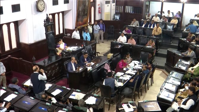 তিলজলা-তপসিয়া-রাজাবাজার থেকে গাদা-গাদা সার্টিফিকেট ইস্য়ু, এল রিপোর্ট