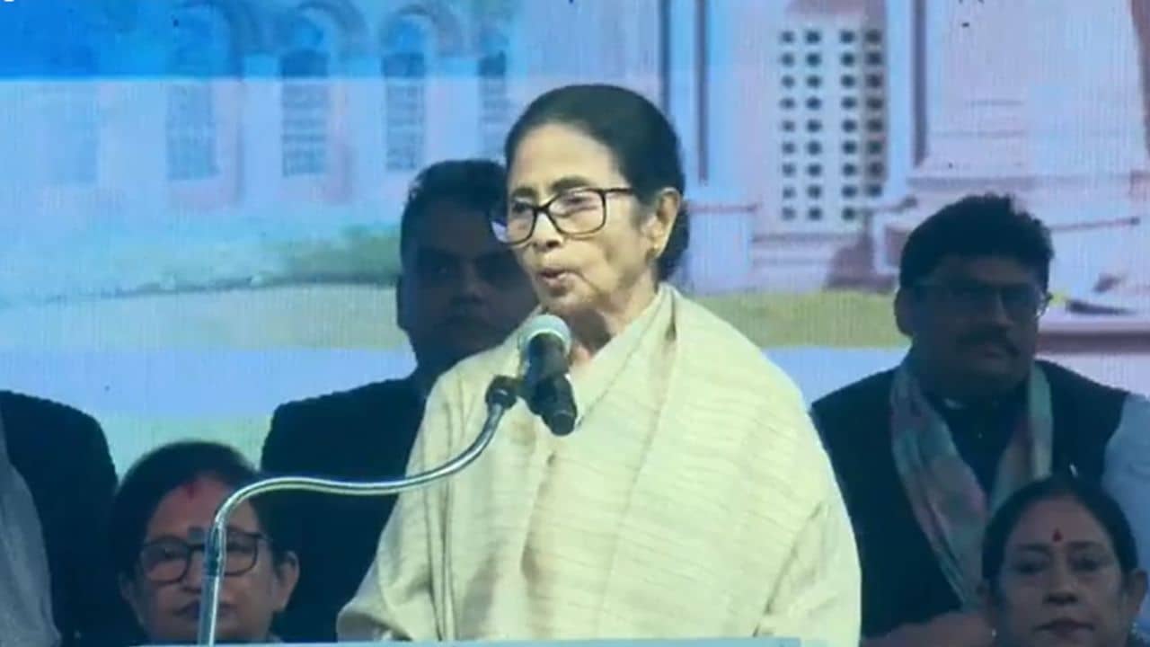 West Bengal News Today Live: মানুষকে বড্ড হয়রান হতে হচ্ছে, আর সহ্য হচ্ছে না, দুর্গাঙ্গনের শিলান্যাসে প্রার্থনা মমতার