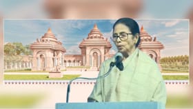 'টেন্ডার ফাইনাল', দুর্গা অঙ্গনের জমি বদলের কারণও বুঝিয়ে দিলেন মমতা